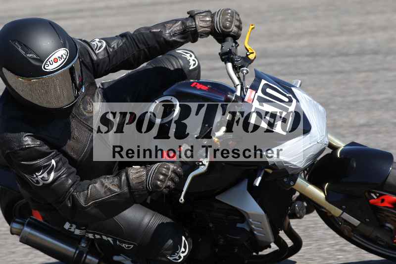 /43 08.08.2025 Discover the Bike ADR/Race 3 rot/410